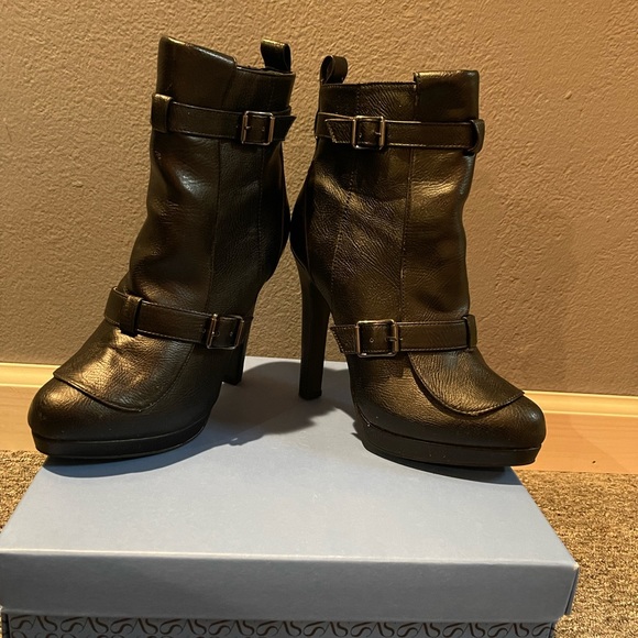 Simply Vera Vera Wang Shoes - SimpletVera Vera Bradley Svellieblack Boots